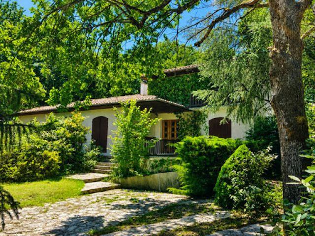 Vente Maison 5 pièces 196 m2 Léognan