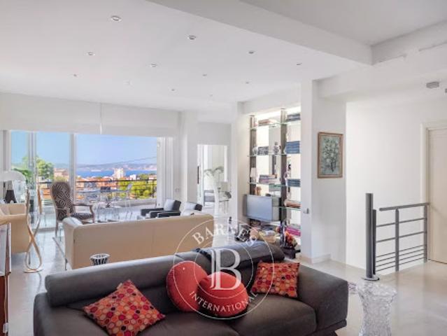 Vente Maison 5 pièces 196.65 m2 Marseille 7ème
