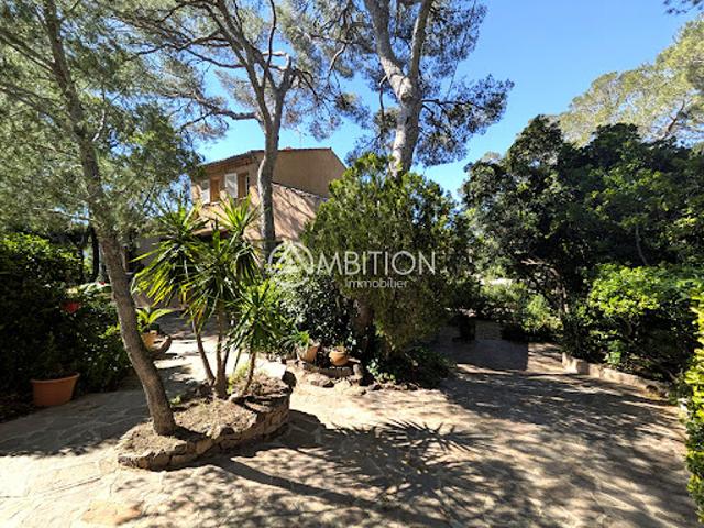 Vente Maison 5 pièces 197 m2 Saint raphael