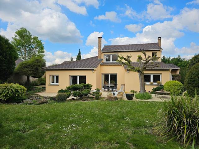 Vente Maison 5 pièces 198 m2 Courcouronnes
