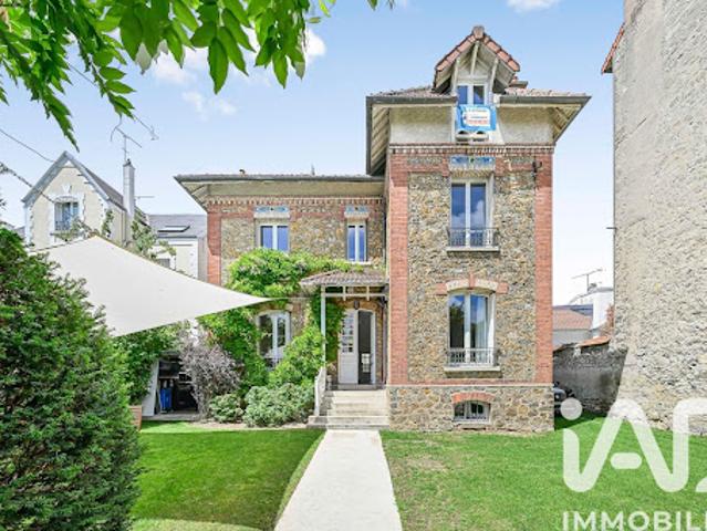 Vente Maison 5 pièces 198 m2 La Varenne Saint Hilaire