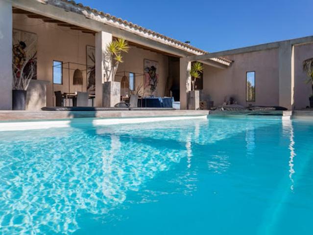 Vente Maison 5 pièces 190 m2 Saint Laurent d'Aigouze