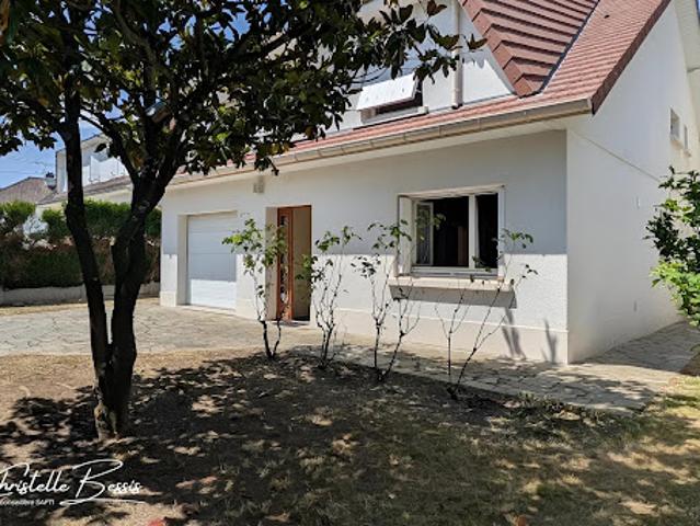 Vente Maison 5 pièces 192 m2 Villecresnes