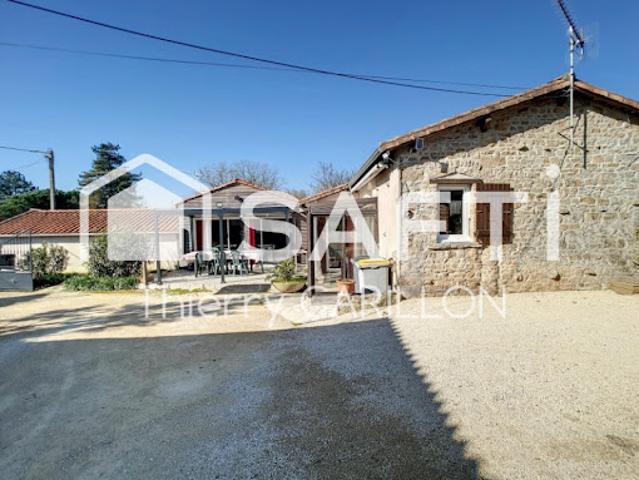 Vente Maison 5 pièces 193 m2 Saivres