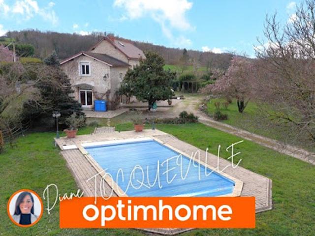 Vente Maison 5 pièces 204 m2 Saint Alban de Roche