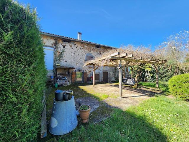 Vente Maison 5 pièces 208 m2 Brillac