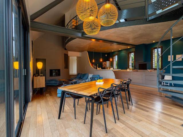 Vente Maison 5 pièces 208 m2 Saint Quentin en Tourmont