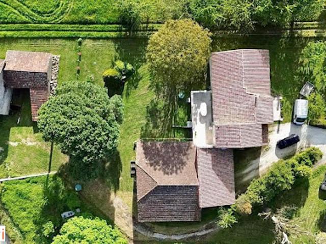 Vente Maison 5 pièces 215 m2 Sainte Colombe de Villeneuve