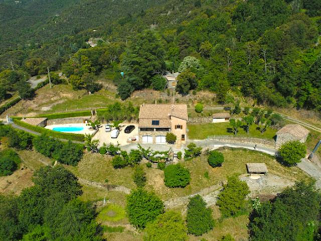 Vente Maison 5 pièces 209 m2 Soudorgues