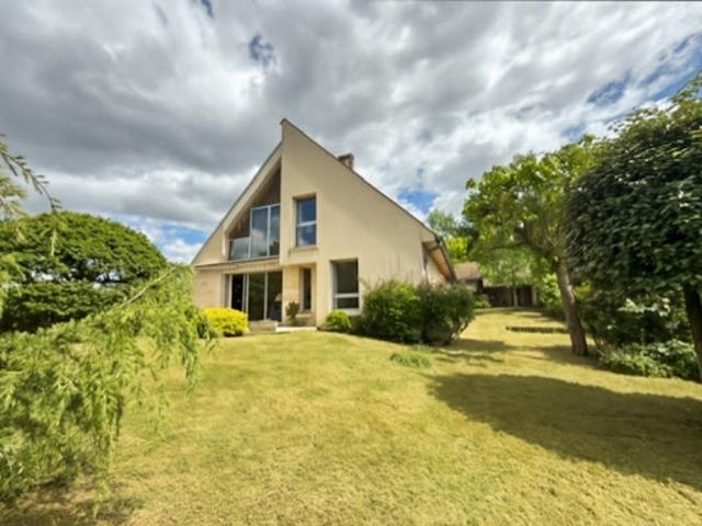 Vente Maison 5 pièces 200 m2 Saint Cyr sous Dourdan