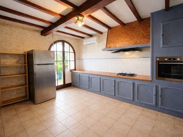 Vente Maison 5 pièces 200 m2 Saint Sauveur