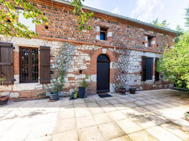 Vente Maison 5 pièces 201 m2 Pommevic