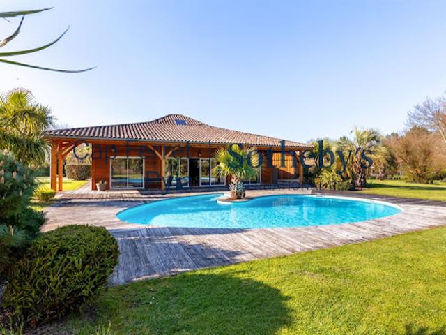 Vente Maison 5 pièces 202 m2 Sanguinet