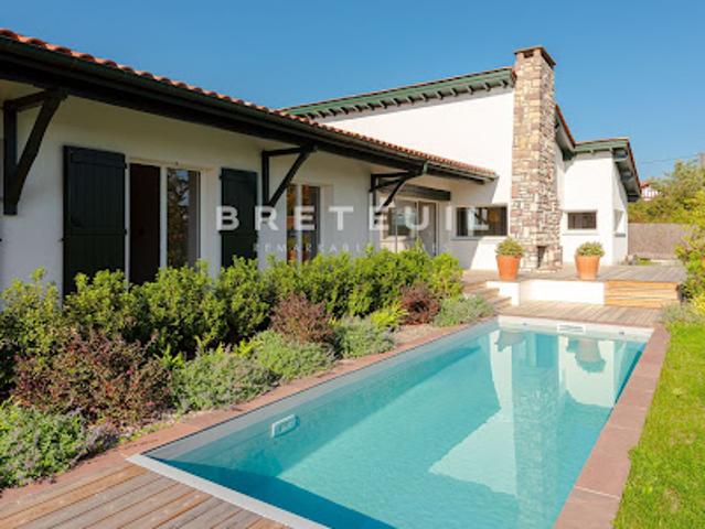 Vente Maison 5 pièces 215 m2 Arbonne