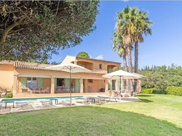 Vente Maison 5 pièces 215 m2 La Garde Freinet