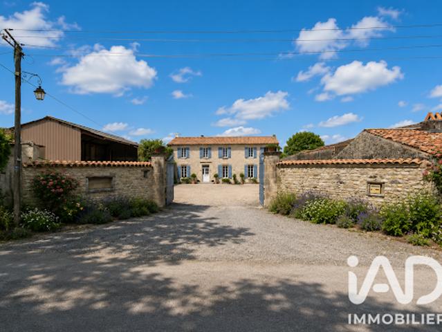 Vente Maison 5 pièces 215 m2 Les Nouillers