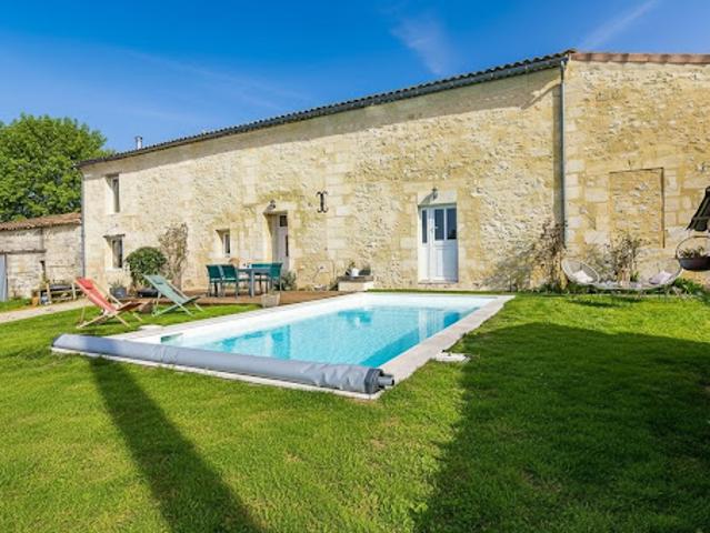 Vente Maison 5 pièces 217 m2 Saint André de Cubzac