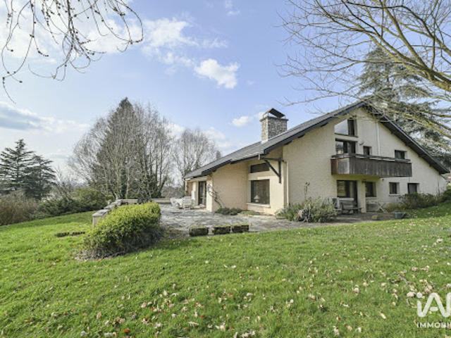 Vente Maison 5 pièces 219 m2 Saint Genix sur Guiers