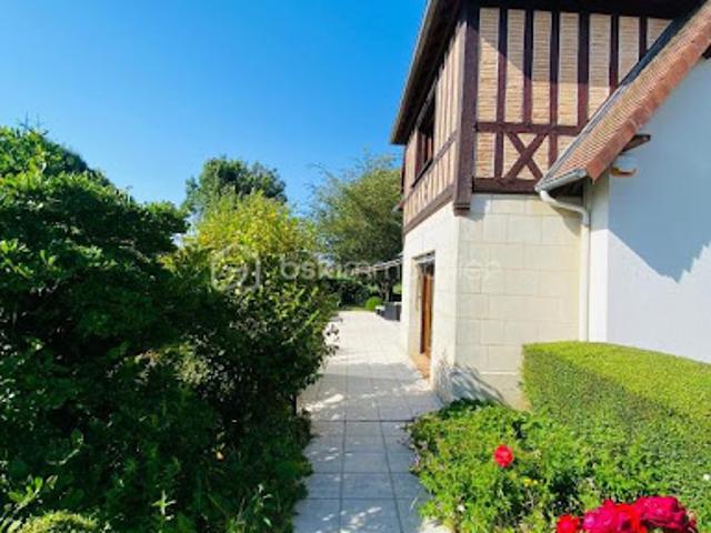 Vente Maison 5 pièces 211 m2 Fontaine la Mallet