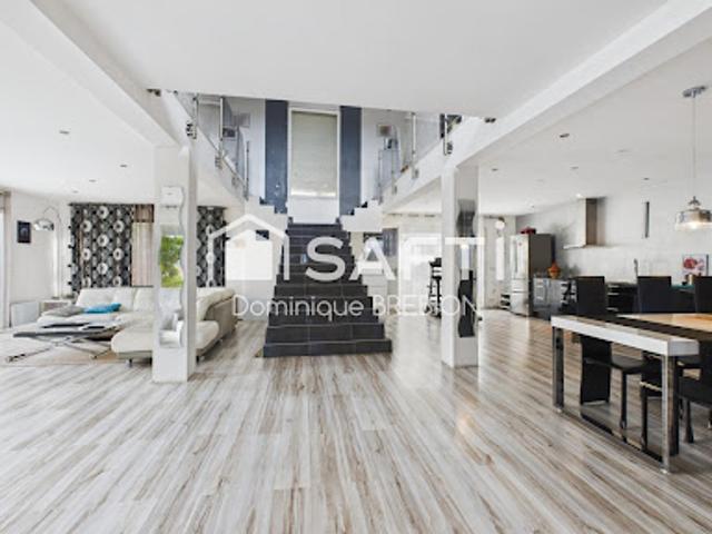 Vente Maison 5 pièces 212 m2 Beziers
