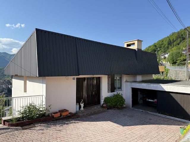 Vente Maison 5 pièces 212 m2 Saint claude
