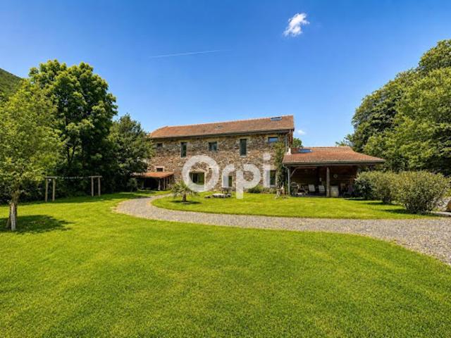 Vente Maison 5 pièces 212 m2 Siradan