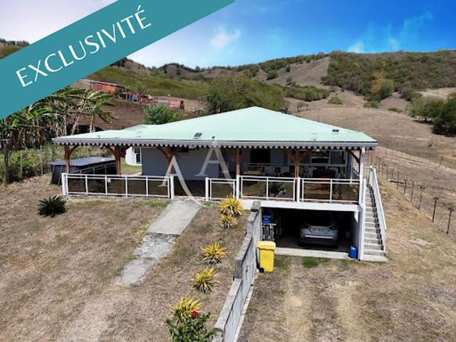 Vente Maison 5 pièces 212.7 m2 Le vauclin