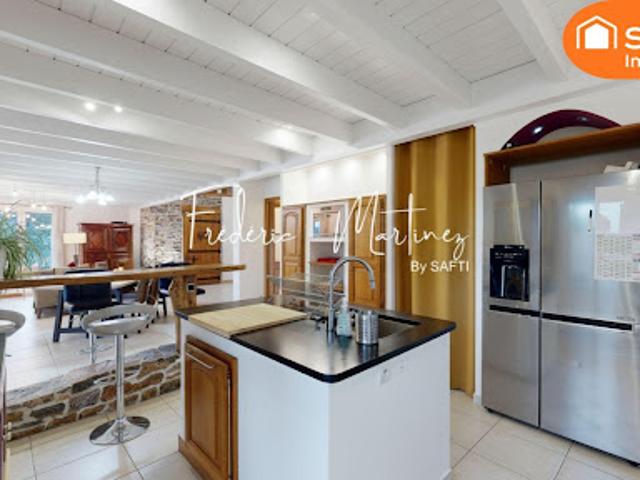 Vente Maison 5 pièces 213 m2 Gratentour