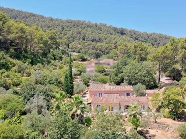 Vente Maison 5 pièces 213 m2 Solliès Ville