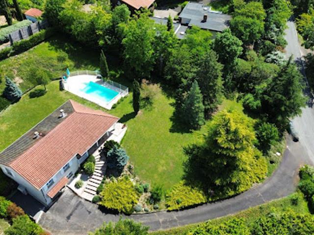Vente Maison 5 pièces 224 m2 Châtelguyon
