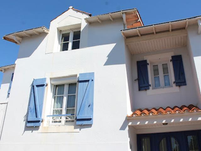 Vente Maison 5 pièces 226.77 m2 Saint Gilles Croix de Vie