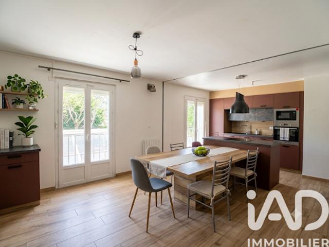 Vente Maison 5 pièces 228 m2 Joue les tours