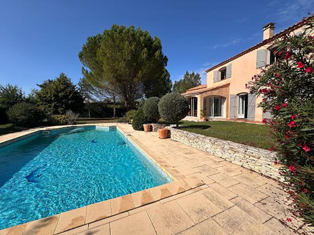 Vente Maison 5 pièces 220 m2 Puyricard