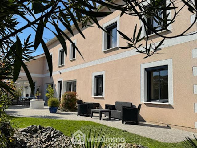 Vente Maison 5 pièces 221 m2 Eysines