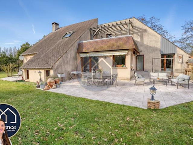 Vente Maison 5 pièces 222.3 m2 Ecluzelles