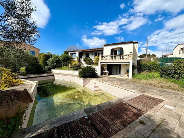 Vente Maison 5 pièces 235 m2 La Roquette sur Siagne