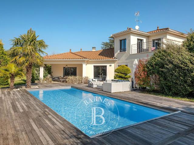 Vente Maison 5 pièces 230 m2 Dommartin