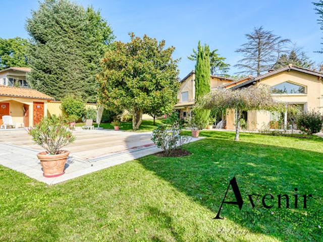 Vente Maison 5 pièces 230 m2 Saint Cyr au Mont d'Or