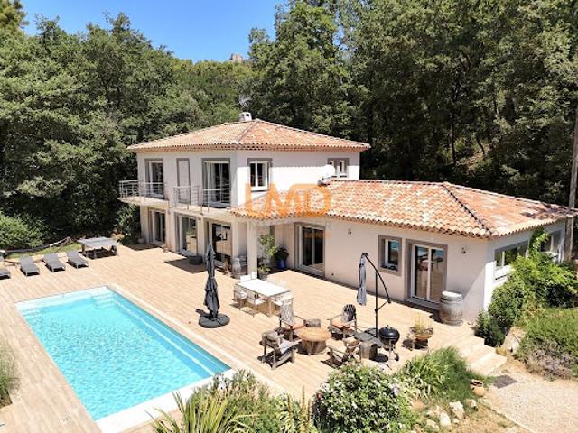 Vente Maison 5 pièces 231 m2 Nans les Pins