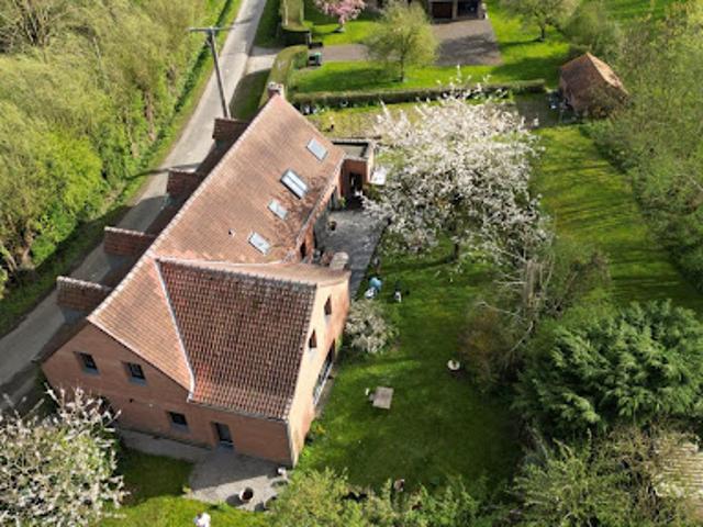 Vente Maison 5 pièces 233 m2 Comines