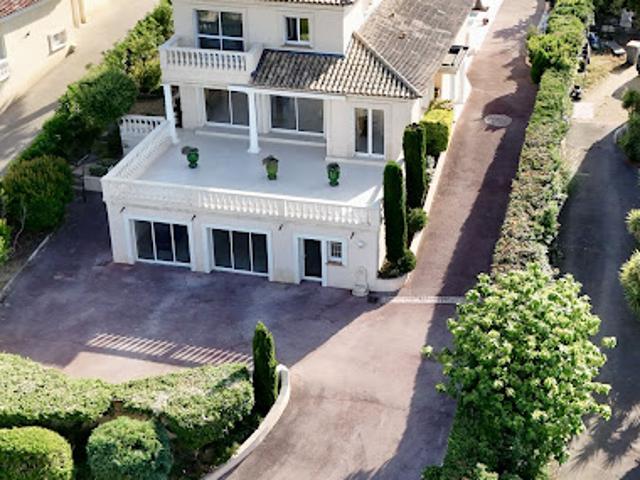 Vente Maison 5 pièces 245 m2 Saint aygulf