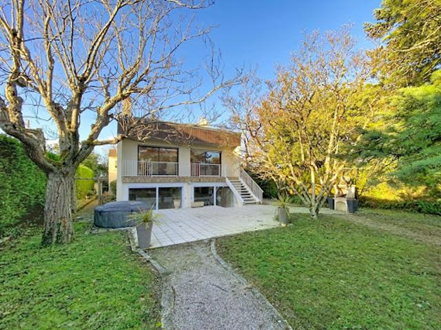 Vente Maison 5 pièces 256 m2 Joue les tours