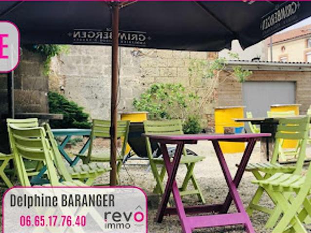 Vente Maison 5 pièces 259 m2 La Salle de Vihiers