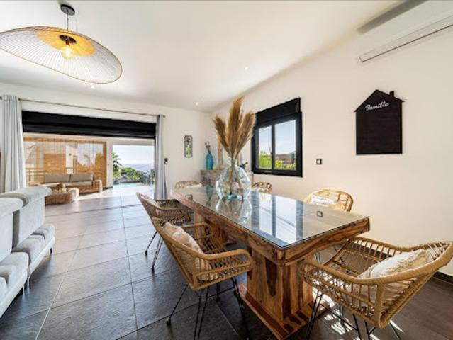 Vente Maison 5 pièces 241 m2 Saint leu