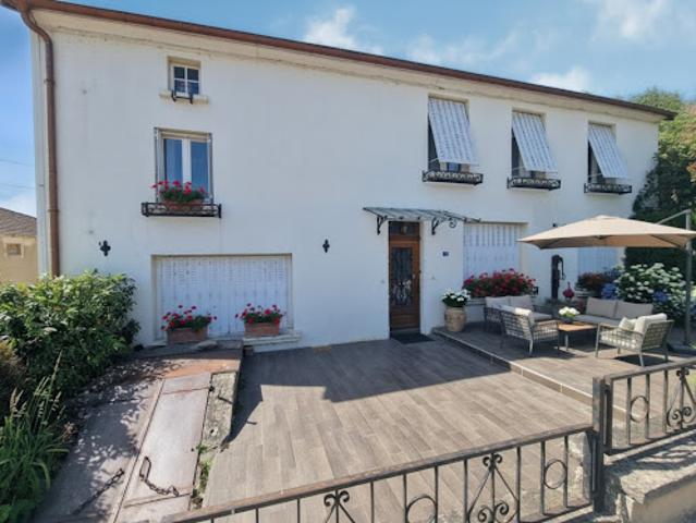 Vente Maison 5 pièces 251 m2 Vrécourt