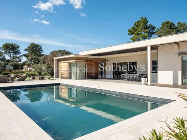 Vente Maison 5 pièces 260 m2 Aix en Provence