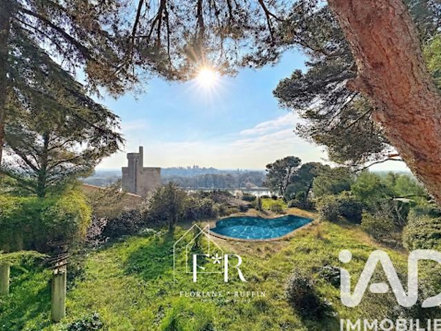 Vente Maison 5 pièces 260 m2 Villeneuve les avignon