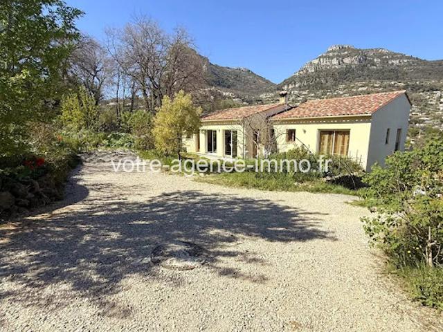 Vente Maison 5 pièces 280 m2 Saint Jeannet