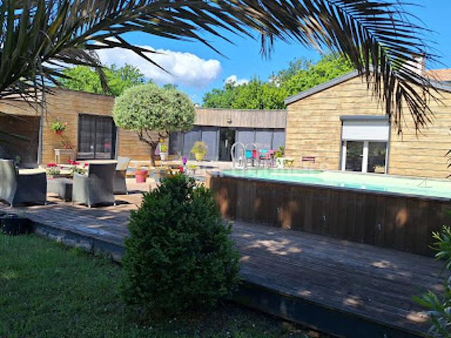 Vente Maison 5 pièces 290 m2 Etaules