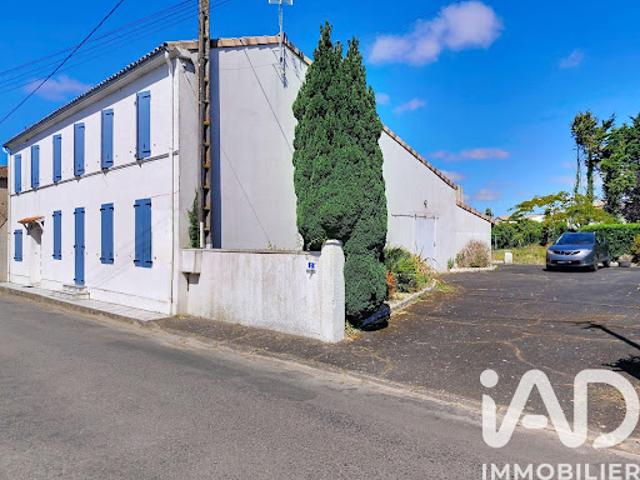 Vente Maison 5 pièces 300 m2 Thairé